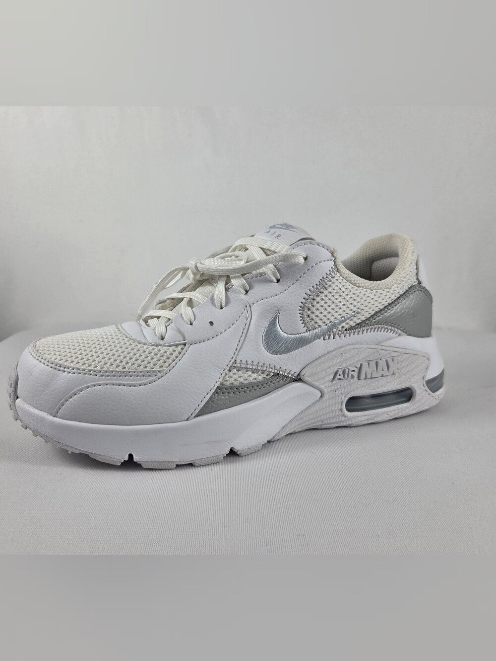 Nike Womens Size 7.5 Air Max Excee White Running Shoes CD5432 121 Platinum Walk